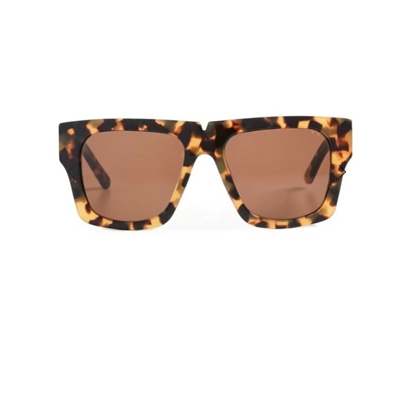 Tortoise Shell Square Sunglasses - Picture 2 of 11